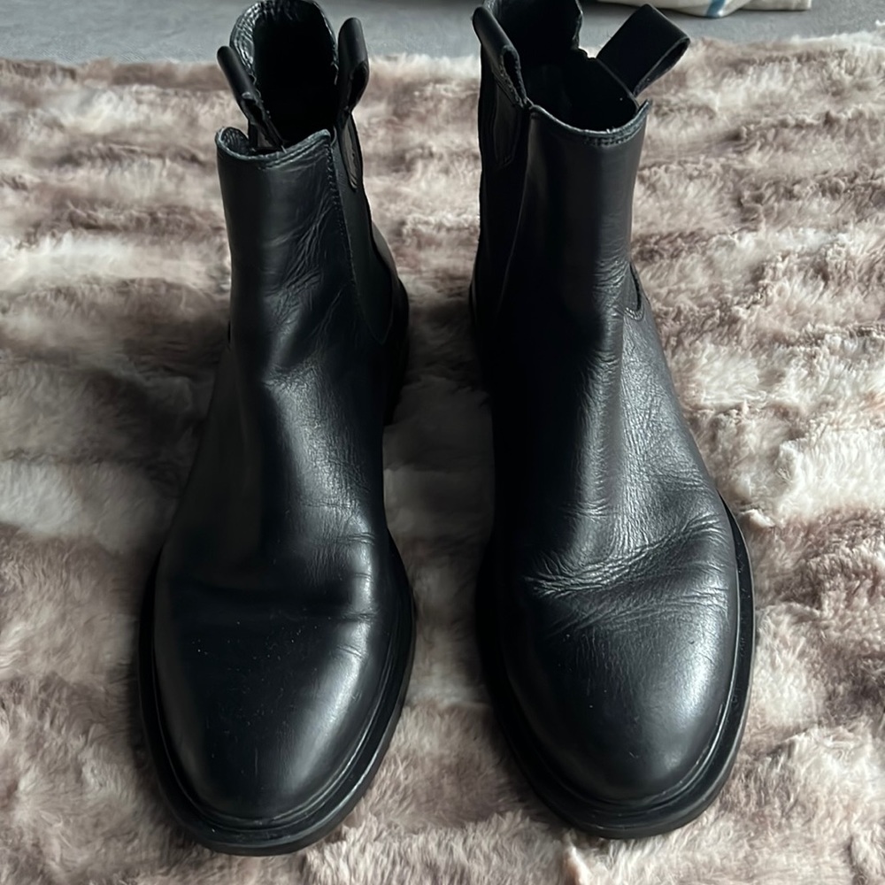 zara chelsea boot